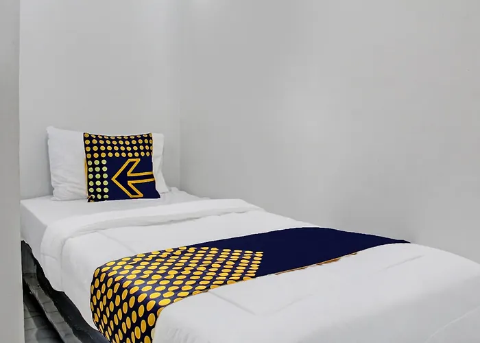 Oyo Life 92509 Maulana Guest House Simpur