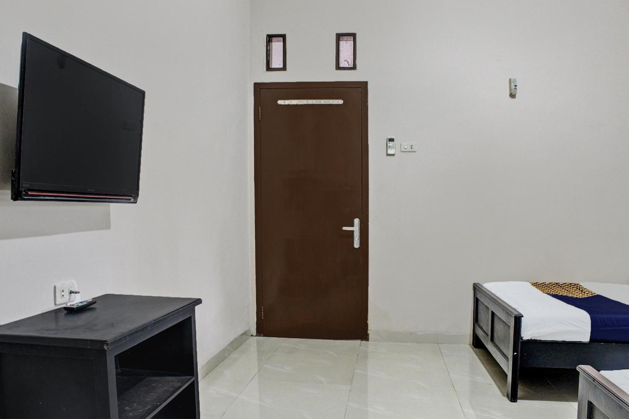 Oyo Life 92509 Maulana Simpur Bandar Lampung