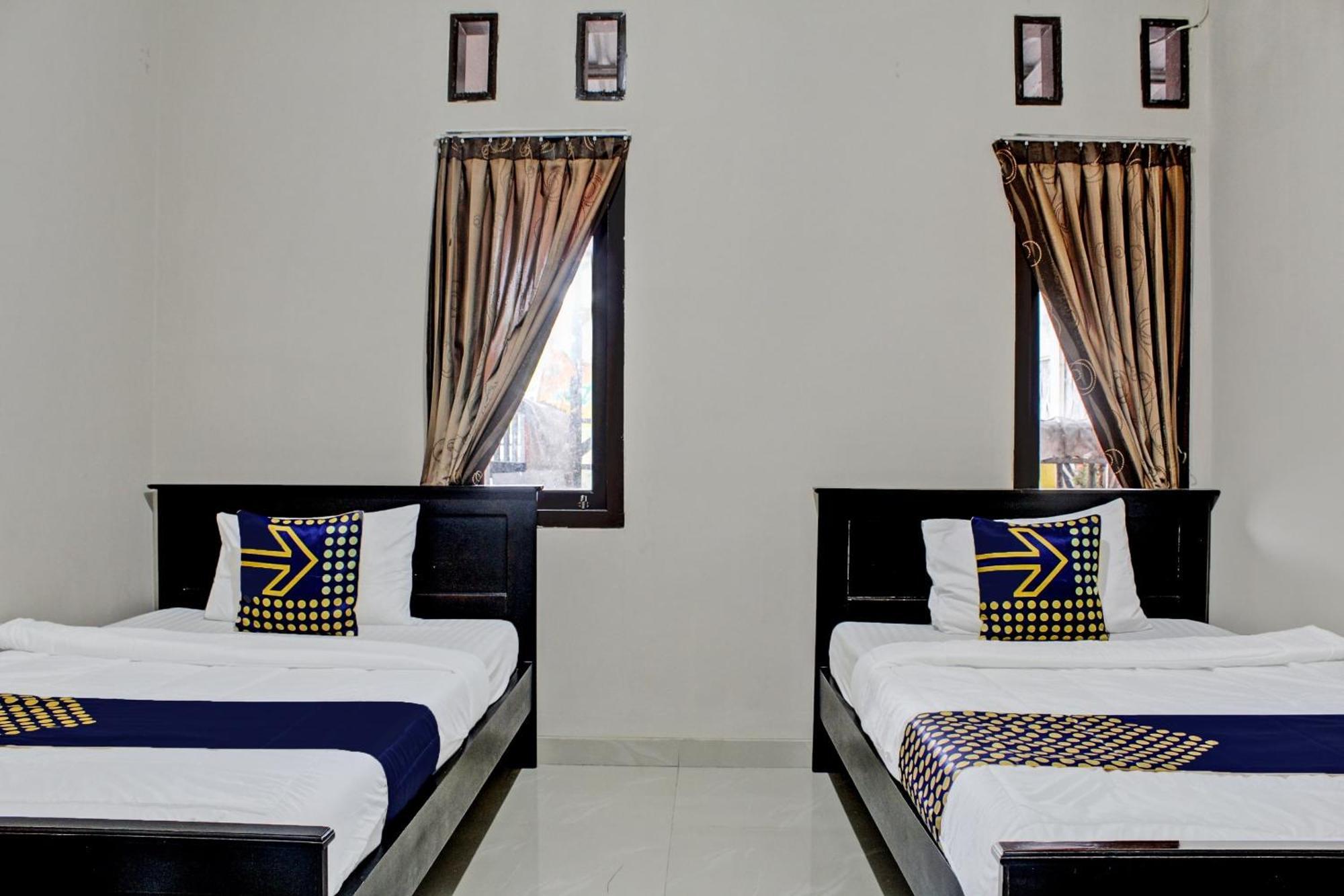 Oyo Life 92509 Maulana Simpur 2*